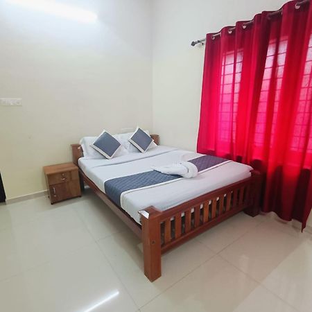 West Darshan Apartments And Villas Thiruvananthapuram Exteriör bild